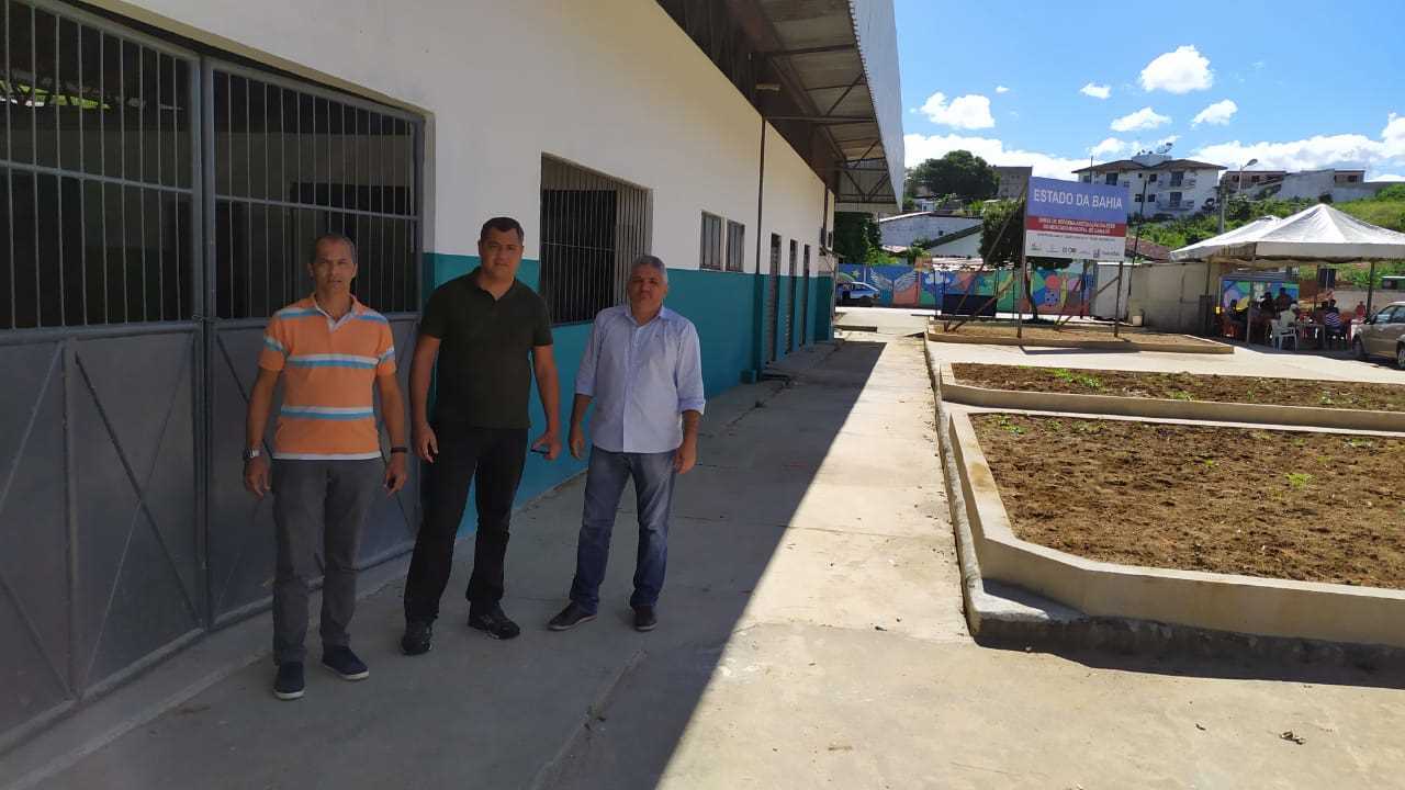 Prefeito se recebe Chefe de Gabinete do estado para avaliar conclusão do Centro de Abastecimento